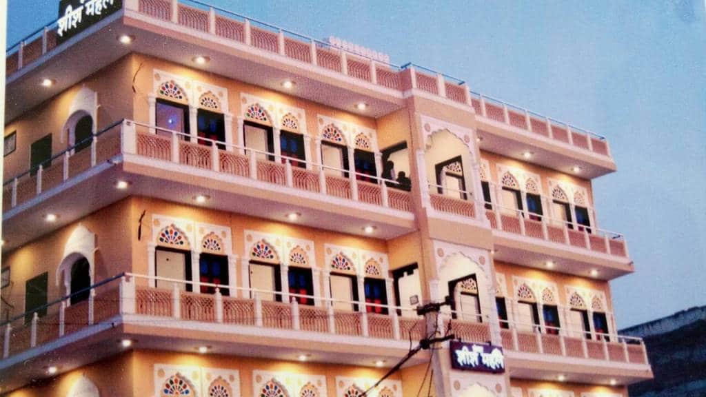 Hotel Seesh Mahal